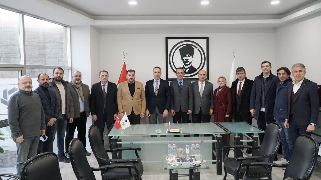 AK Parti İl Yönetimi SASİAD'ı ziyaret etti. 