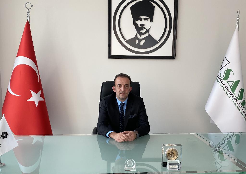 SASİAD Başkanı Karayaka ''Ülkemizin geleceği öğretmenlerimizin elinde.''