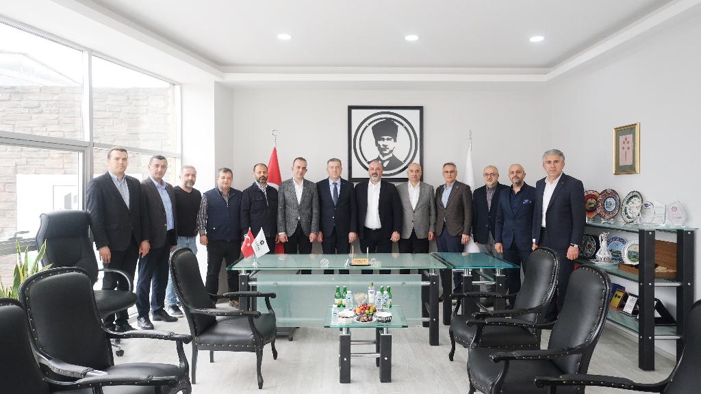 Milletvekili Ertuğrul Kocacık SASİAD'ı ziyaret etti. 