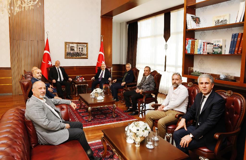 SASİAD’tan Vali Karadeniz’e hayırlı olsun ziyareti. 